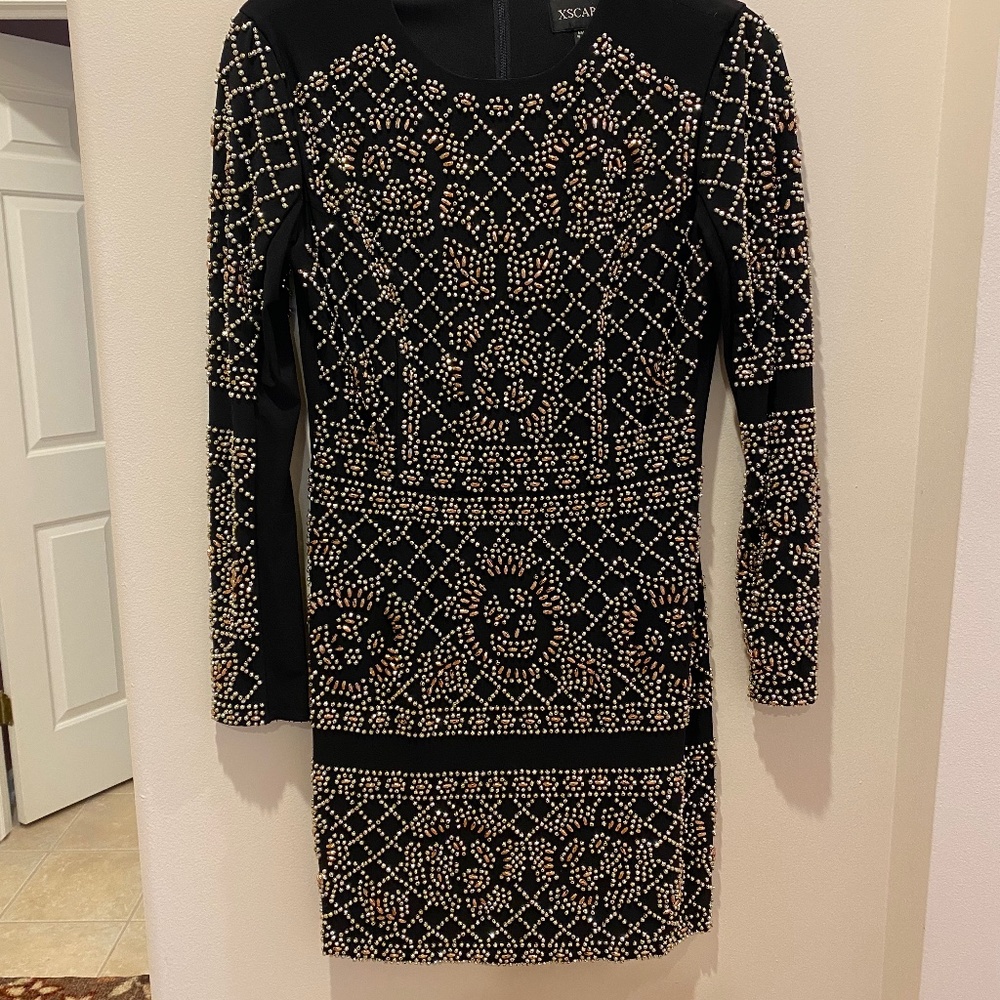 Xscape Women’s gold and silver beaded dress